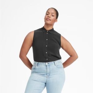 Everlane the clean silk relaxed sleeveless shirt